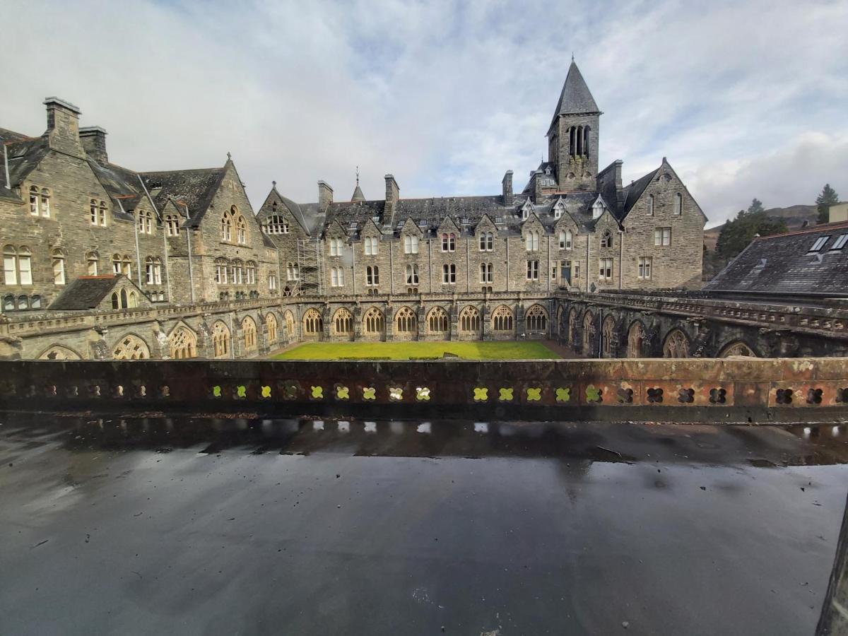 Moat House - Highland Club Apartment Fort Augustus Bagian luar foto