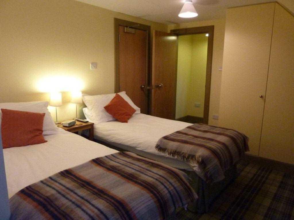 Moat House - Highland Club Apartment Fort Augustus Ruang foto
